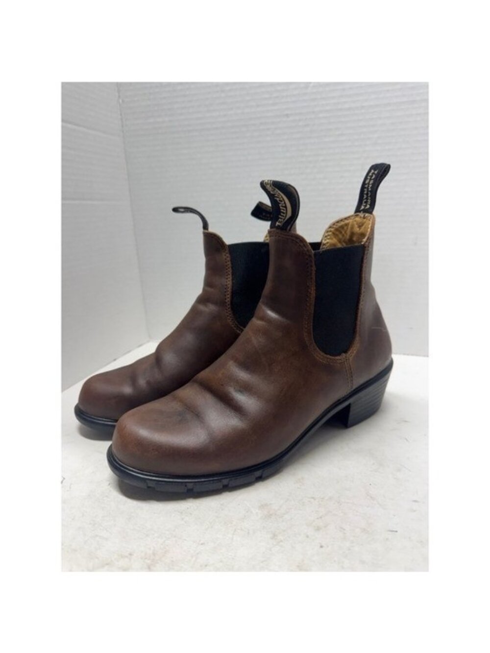 Blundstone 1673 Womens Series Heel Chelsea Boots Antique Brown Leather US 7.5